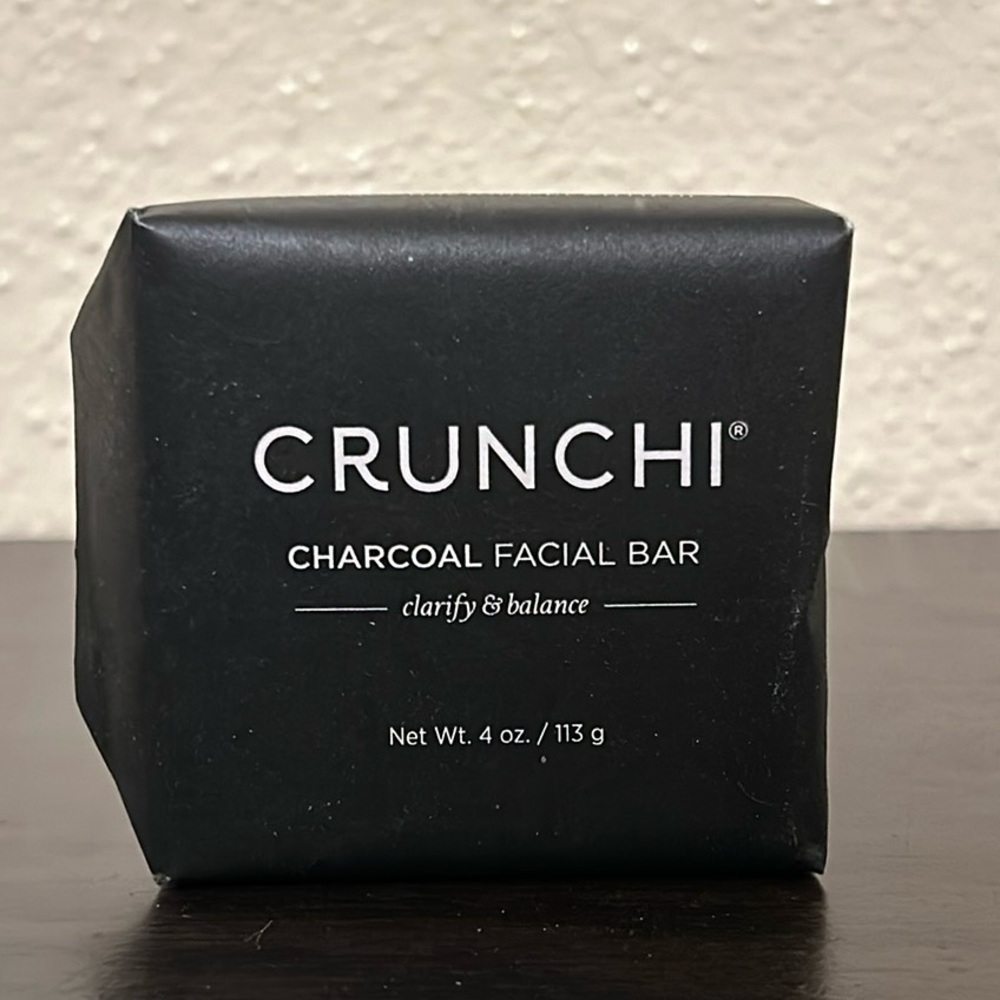 Crunchi Charcoal Facial Bar - Picture 1 of 2
